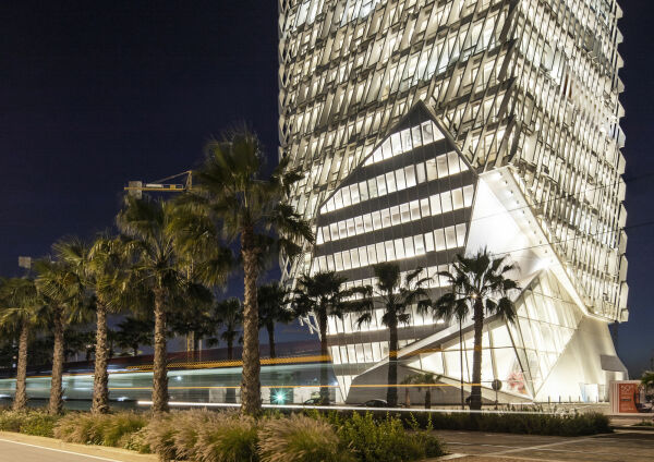 Brohochhaus in Casablanca von Morphosis