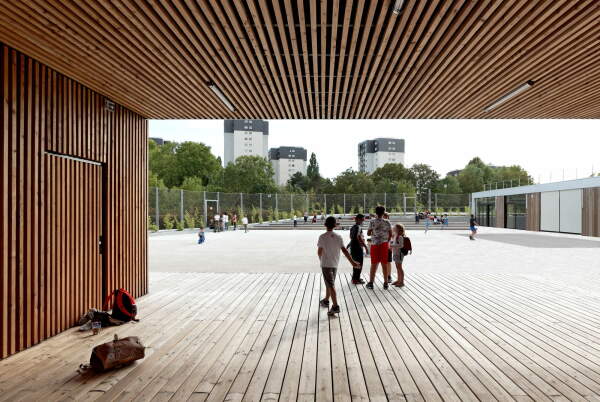Schulzentrum bei Paris von Dietmar Feichtinger Architectes