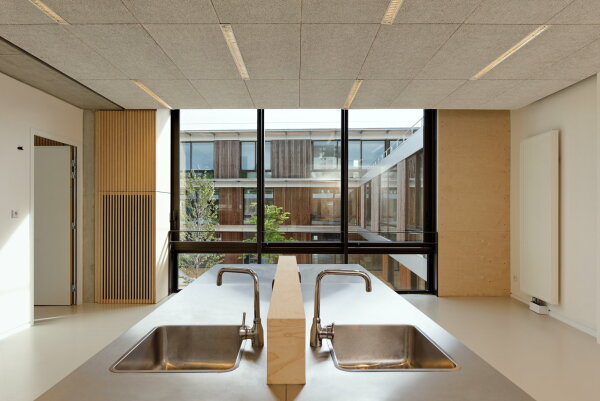 Schulzentrum bei Paris von Dietmar Feichtinger Architectes