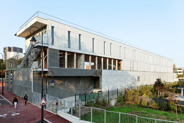 Schulzentrum bei Paris von Dietmar Feichtinger Architectes