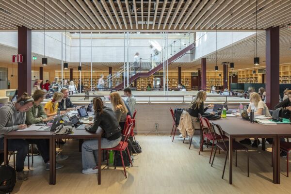 Universit�tsbibliothek von White Arkitekter