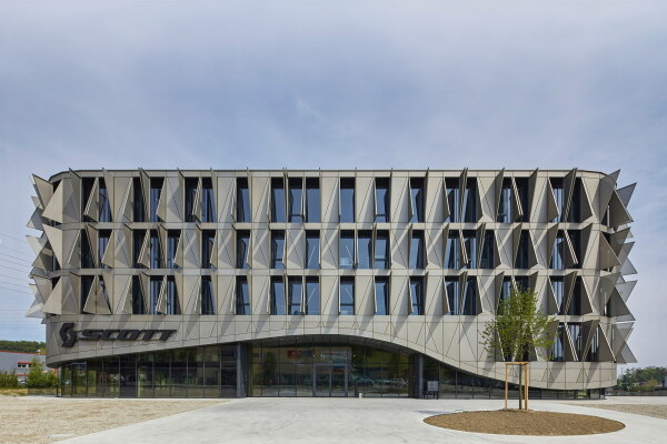 Firmensitz bei Fribourg von IttenBrechb�hl