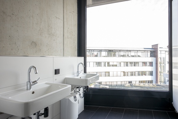 Thomas Hillig saniert und erg�nzt Gewerbehof in Berlin-Kreuzberg