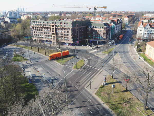 Was läuft falsch im Berliner Städtebau? Ein „Nicht-Platz“ im Süden des Steglitzer Kreisels, der lediglich der Verteilung des Autoverkehrs dient.