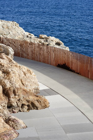 K�stenpromenade in Bastia von Dietmar Feichtinger Architectes