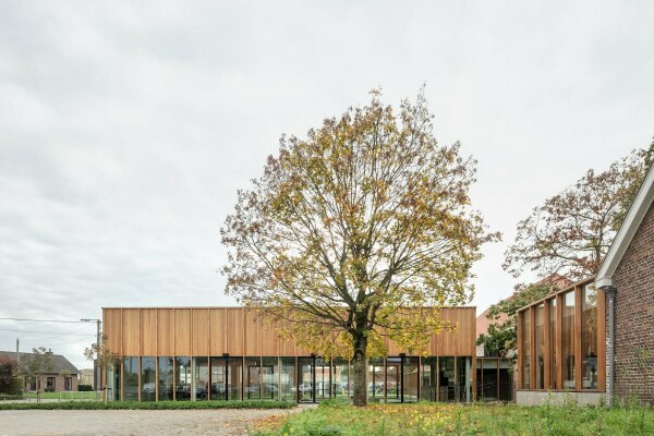Kulturzentrum in Belgien von a2o Architecten