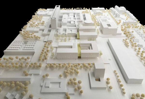 1. Preis: Arge HENN (Mnchen, Berlin, Peking) und C.F. Mller (Aarhus, Berlin) mit Sinai Landschaftsarchitekten (Berlin), Bauten des Realisierungsteils sowie bestehende Bauten samt Bettenhaus