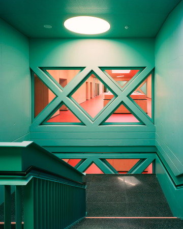 Erweiterung eines Gymnasiums von AFF in Kln