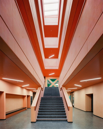 Erweiterung eines Gymnasiums von AFF in Kln