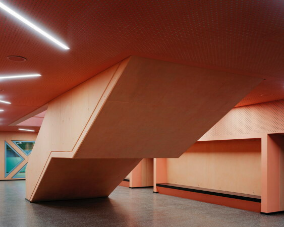 Erweiterung eines Gymnasiums von AFF in Kln