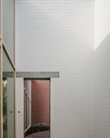 Vorhof, Blick auf den Eingang