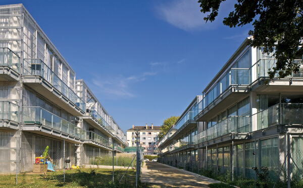53 Units, Apartmenthaus in Saint-Nazair (2011)