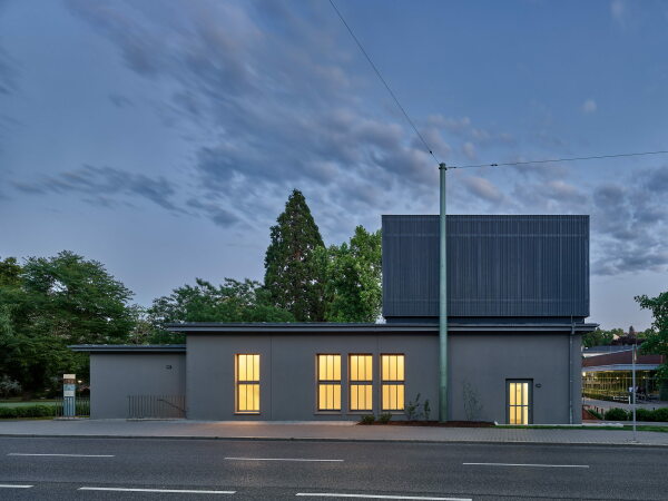 Von M sanieren Pforzheimer Jugendhaus