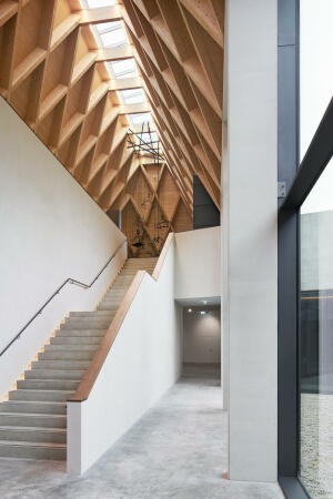 Empfangs- und Ausstellungsgeb�ude in Molfsee von ppp architekten