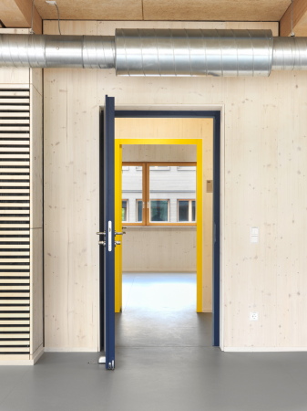 Oberschule von Kaden+Lager in Leipzig