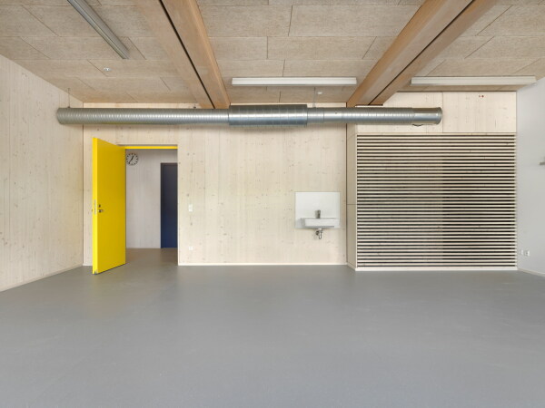 Oberschule von Kaden+Lager in Leipzig