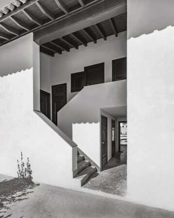 Eugenio Batista: Eutimio Falla Bonet-Residenz in Miramar (1938), Detail vom Seiteneingang.