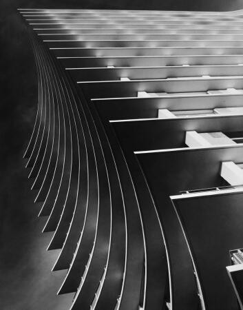 Igor B. Polevitzky: Hotel Riviera in Havana (1957).