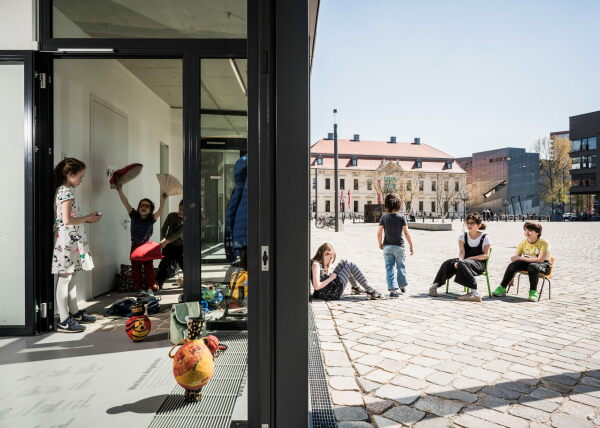 Metropolenhaus am J�dischen Museum von bfstudio, Benita Braun-Feldweg & Matthias Muffert (Berlin)