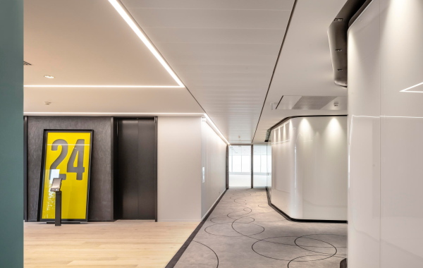 B�rohochaus in Paris La D�fense von Cro&Co