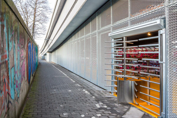 Fahrradparkhaus in Mainz von Schoyerer Architekten_Syra