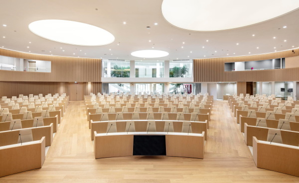 B�rokomplex bei Paris von Ferrier Marchetti