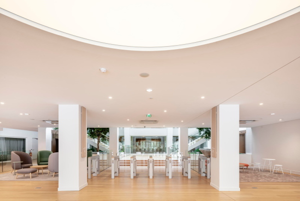 B�rokomplex bei Paris von Ferrier Marchetti