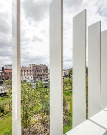 B�rokomplex bei Paris von Ferrier Marchetti