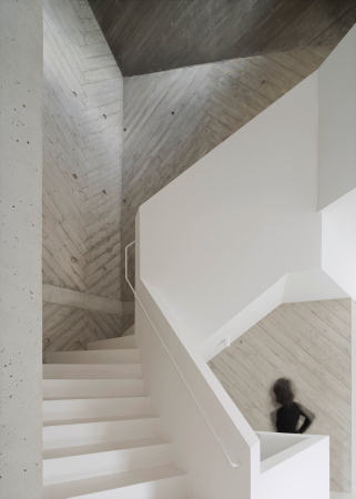 Pool Leber Architekten in Gr�felfing