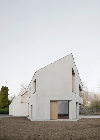 Pool Leber Architekten in Gr�felfing