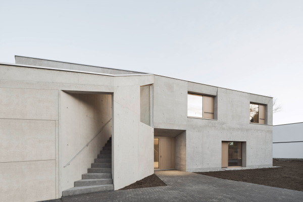 Pool Leber Architekten in Gr�felfing