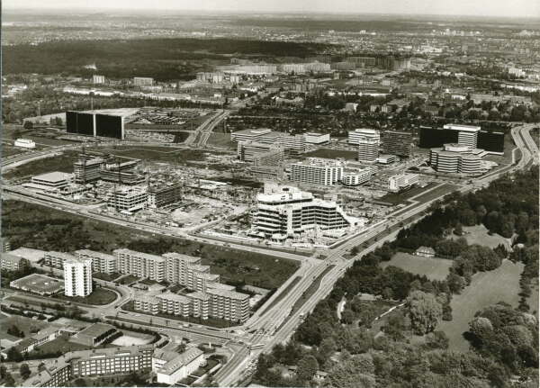 Bau der City-Nord in Hamburg in den 1970er Jahren