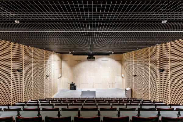 Unigebude in Brssel von B-architecten und Bevk Perovic