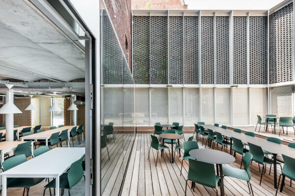 Unigeb�ude in Br�ssel von B-architecten und Bevk Perovic