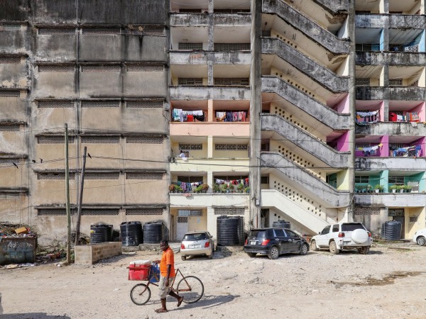 Sansibar-Stadt, Tansania: mit Untersttzung der DDR erbauter Wohnkomplex aus den 1970er Jahren