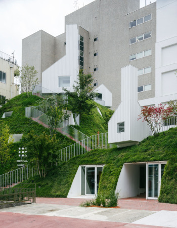 Hotelerweiterung von Sou Fujimoto Architects in Maebashi