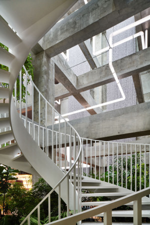 Hotelerweiterung von Sou Fujimoto Architects in Maebashi
