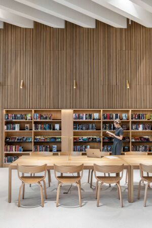 Bibliothek von JKMM Architects in Kirkkonummi