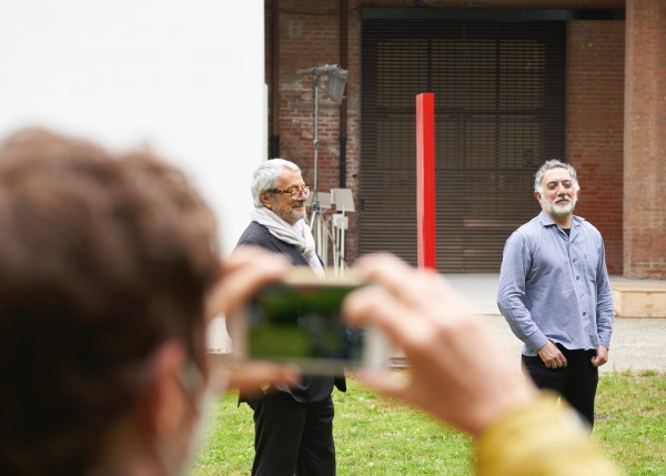 Hauptkurator der 17. Architekturbiennale ist Hashim Sarkis (rechts), hier zusammen mit dem neuen Prsidenten der Biennale Roberto Cicutto.