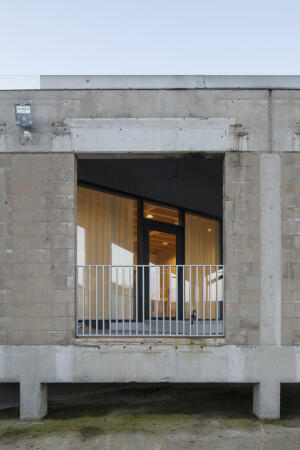 Hundetrainingszentrum von WE-S architecten bei Gent