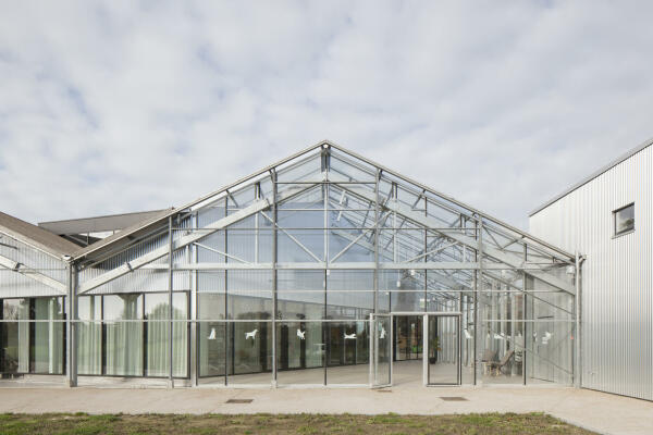 Hundetrainingszentrum von WE-S architecten bei Gent