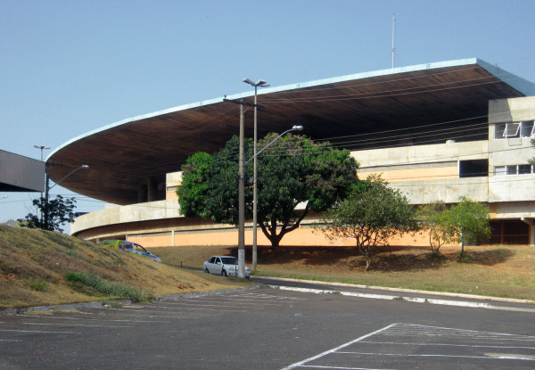 Estádio Serra Dourada in Goiânia (1975), Foto: JorgeBrazil / Wikimedia / CC BY 2.0