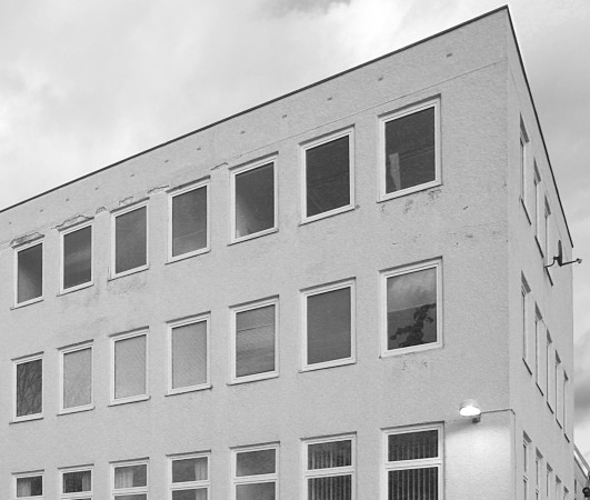 Gewerbezentrum Tuchfabrik in Berlin vor der Sanierung und Modernisierung