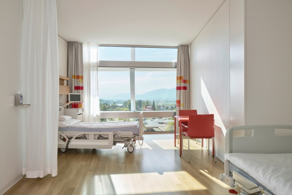 Krankenhaus in Solothurn von Silvia Gmr Reto Gmr Architekten