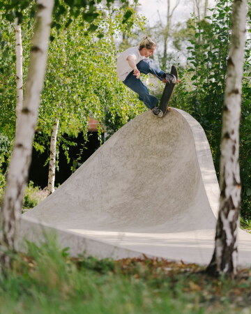 Skatepark in�Boissy-le-Ch�tel von MBL und�David Apheceix