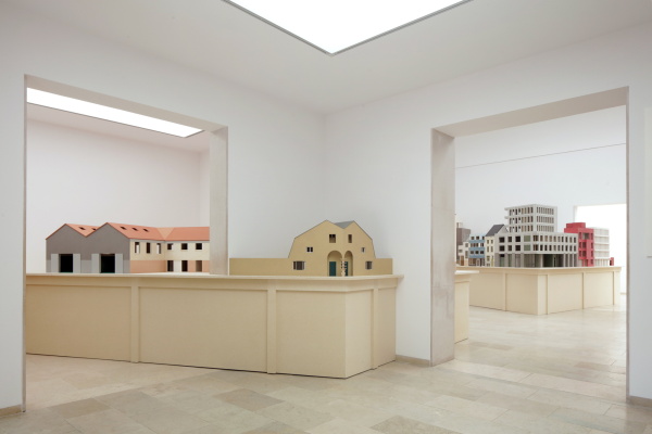 Kurator Dirk Somers im Gesprch