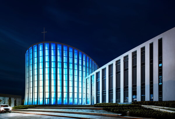 Kirche in Sdchina von Inuce