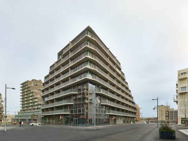 Wohnkomplex in Wien-Aspern von Helen & Hard