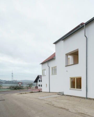 Wohnhaus in Goldern von Almannai Fischer Architekten