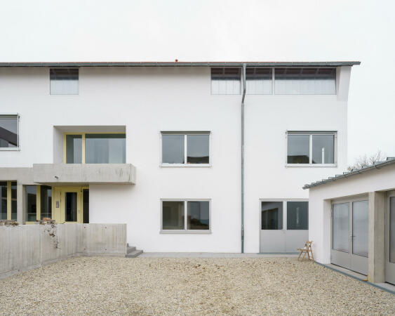 Wohnhaus in Goldern von Almannai Fischer Architekten